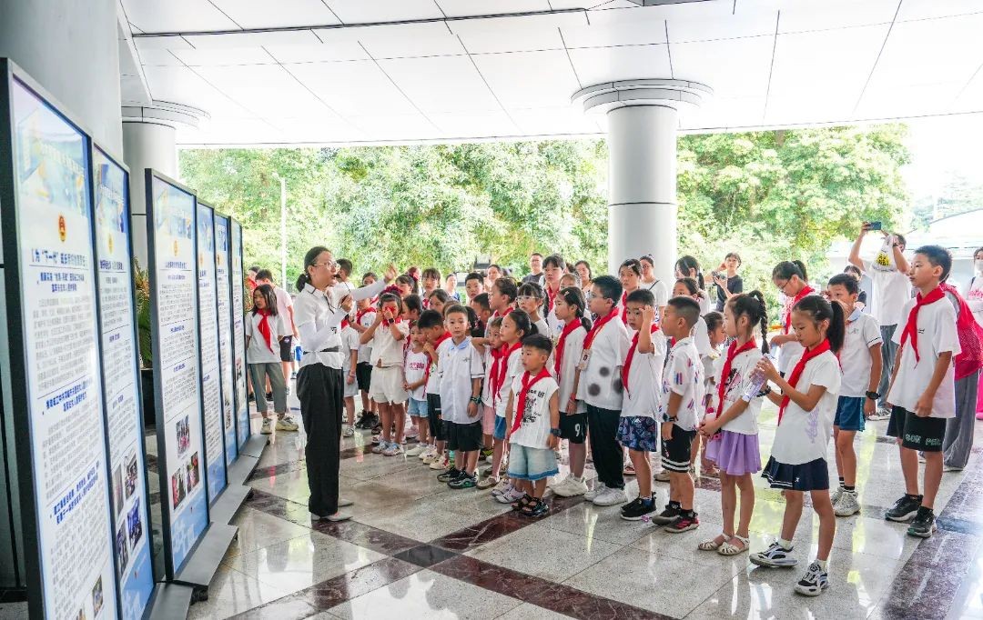 邛崍文明實(shí)踐I 暑期探秘·檢察院普法之旅
